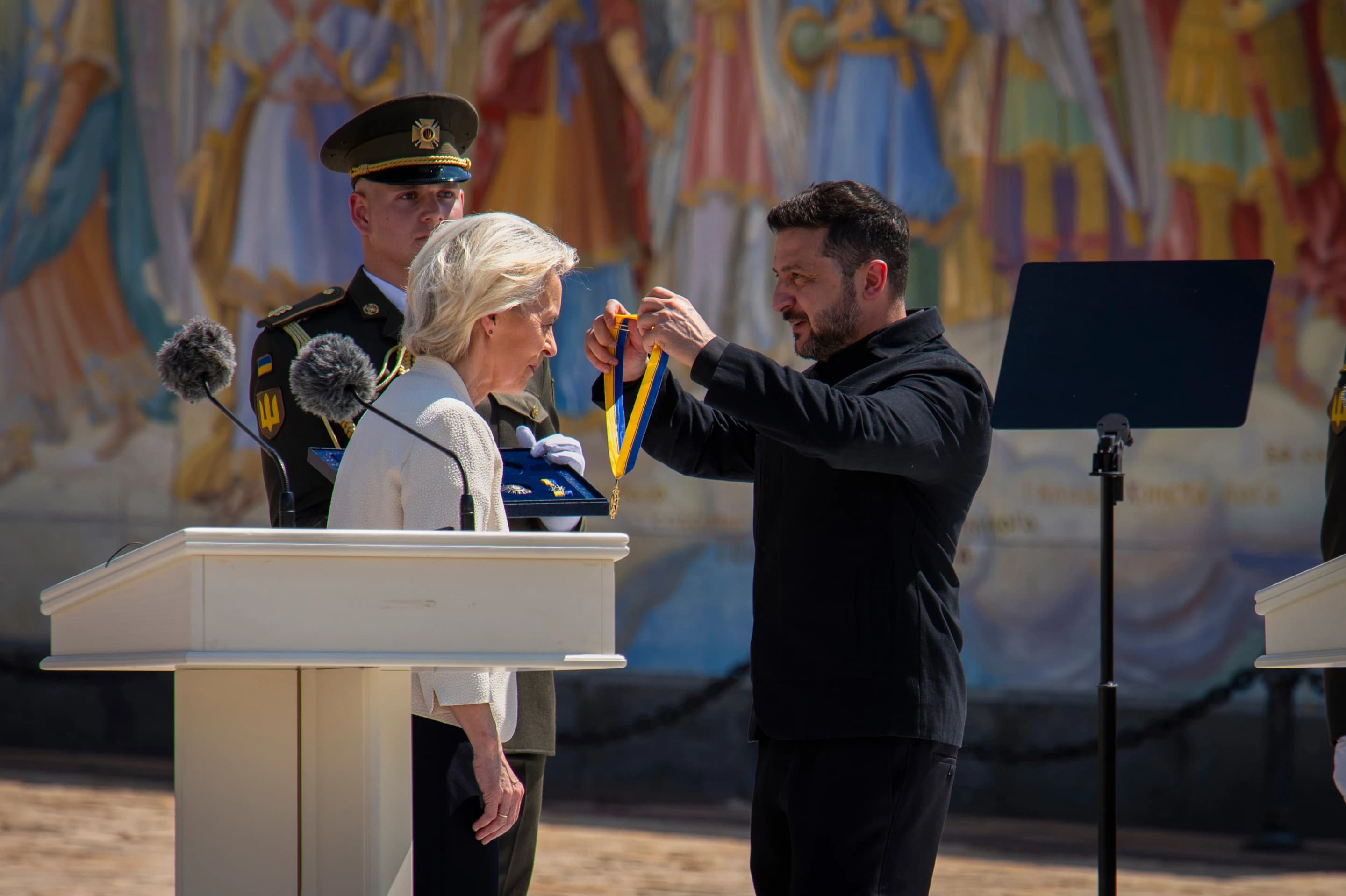 Top EU Official Pledges Military Support for Ukraine’s Sovereignty Against Russia’s Invasion Top EU Official Pledges Military Support for Ukraine’s Sovereignty Against Russia’s Invasion