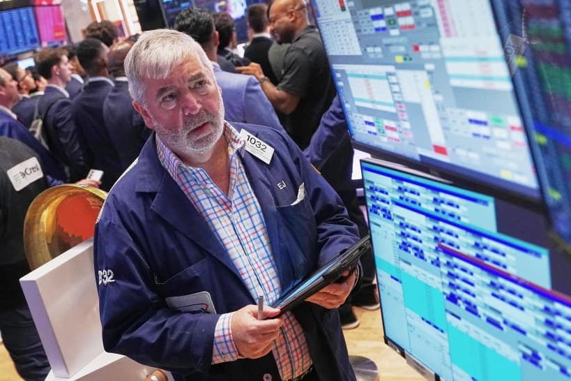 Wall Street Holds Steady as AI Stocks Recover After Recent Market Sell-Off